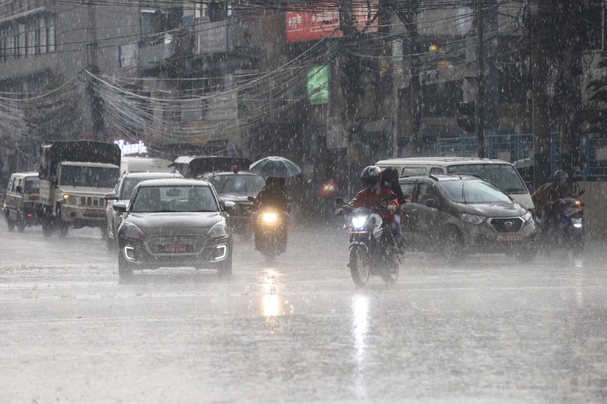 आज यी स्थानमा धेरै भारी वर्षाको सम्भावना