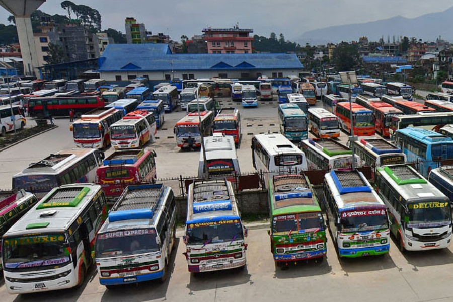 सडकको अवस्था हेरेर मात्रै दशैँको अग्रिम ‘बुकिङ’ खुलाइने