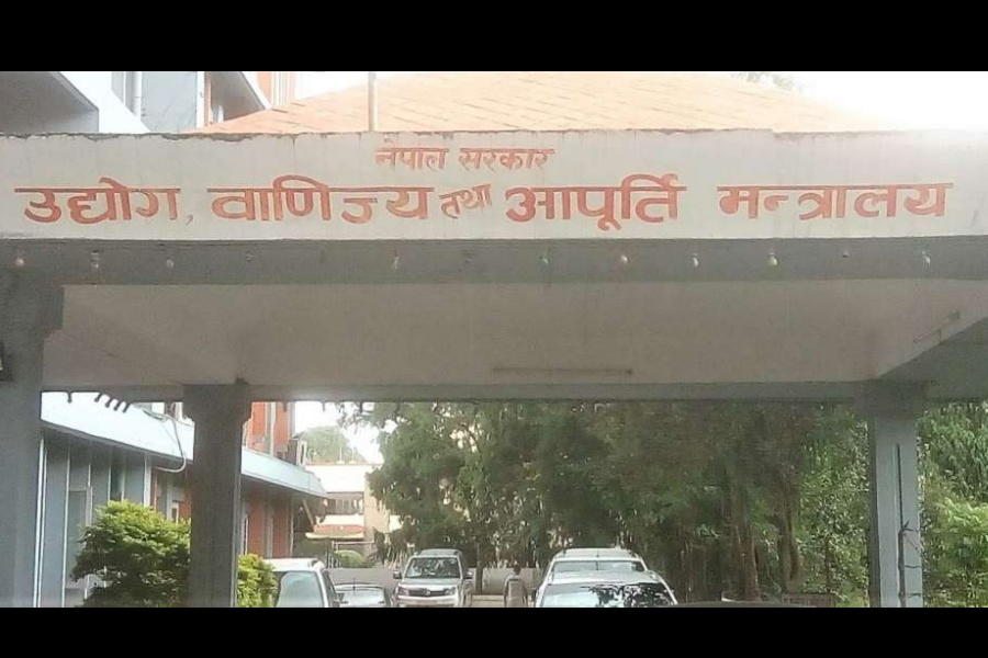 सरकारी कार्यालयहरूले स्वदेशी उत्पादन प्रयोग गर्नुपर्ने