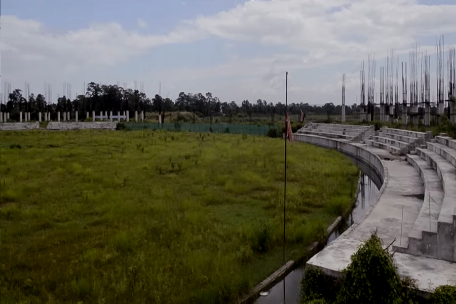 गौतमबुद्ध क्रिकेट रंगशालाको ‘सपना’ भताभुंग, १८ करोड ऋण नतिरे महानगरले पनि जिम्मा नलिने