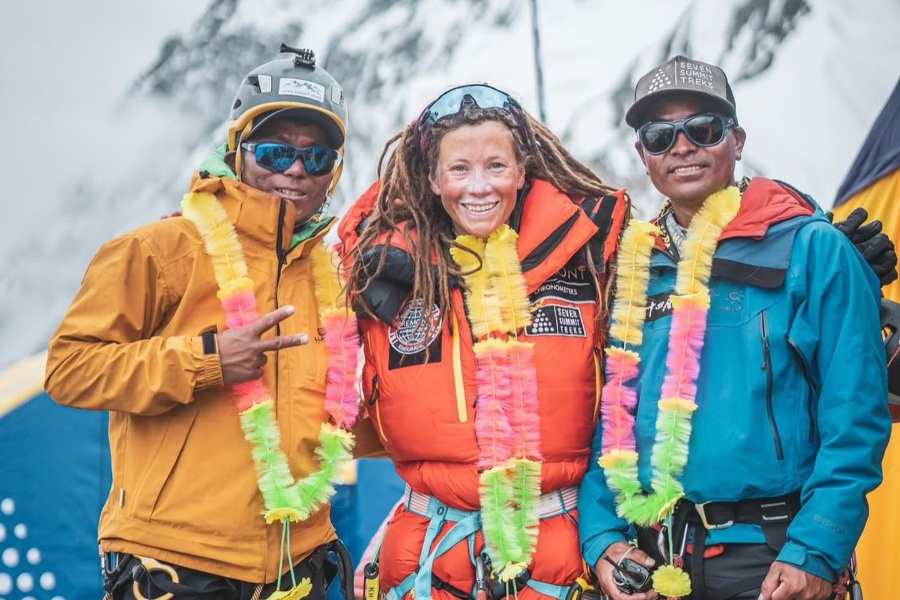 ९२ दिनमा १४ वटा हिमाल चढेर तेन्जेन र क्रिस्टिनको विश्व कीर्तिमान 