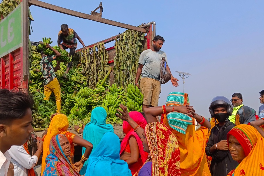 छठका लागि जनकपुरमा मात्रै तीन करोडको केरा आयात