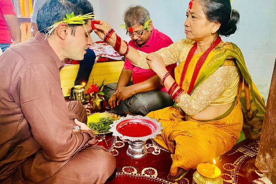 बाँकेमा मुस्लिम समुदायका अगुवाहरूले यसरी मनाए दशैँ