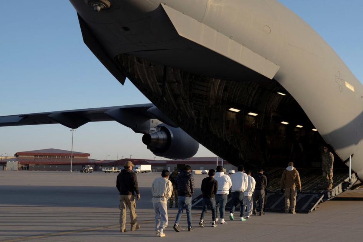 निर्वासित ११२ भारतीय नागरिक बोकेको तेस्रो अमेरिकी सैन्य विमान आइपुग्यो अमृतसर