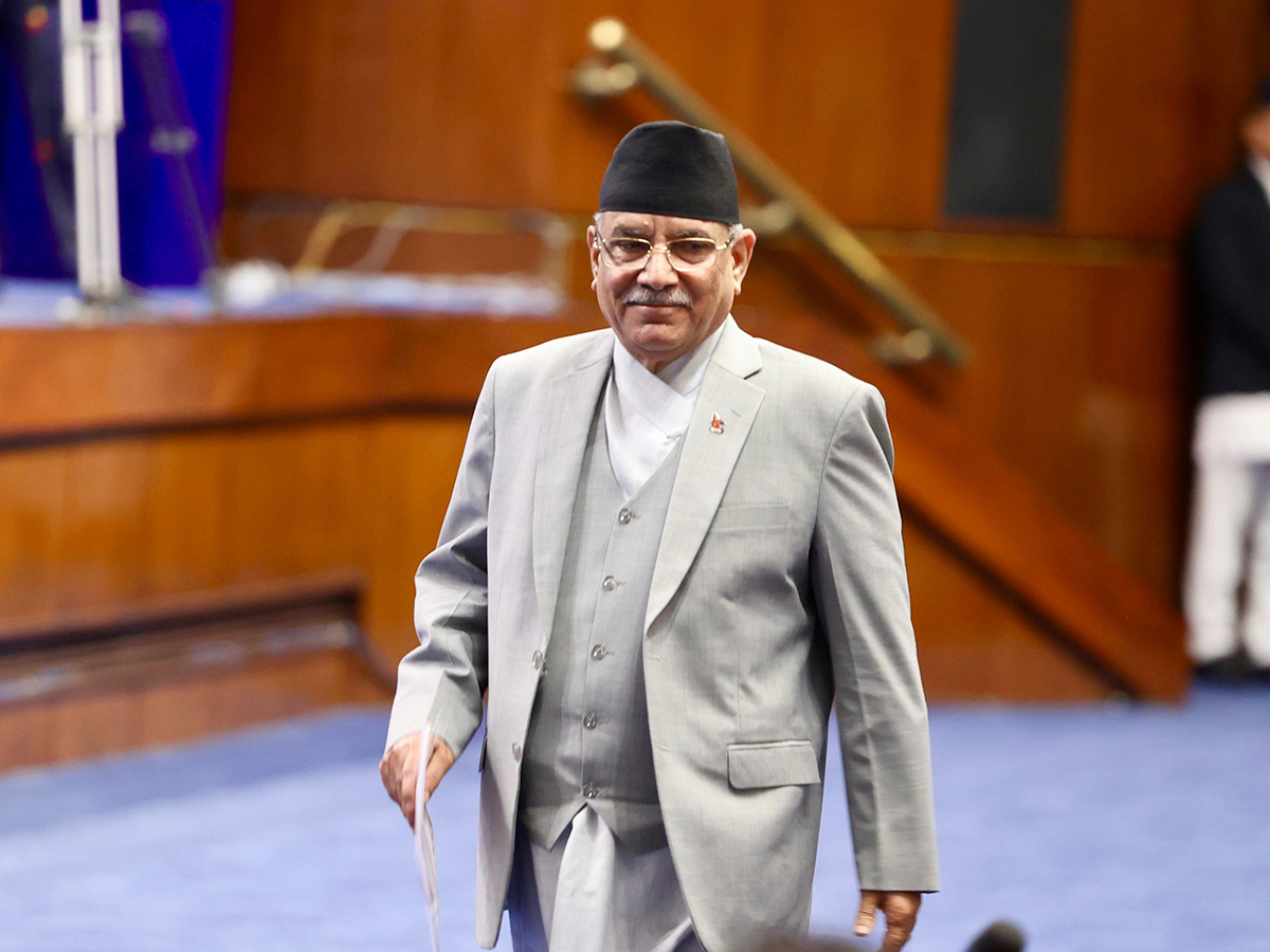 नौ वर्षपछि प्रतिपक्ष: नेतृत्वले नै झन् पछि झन् कमजोर बनाएको माओवादी