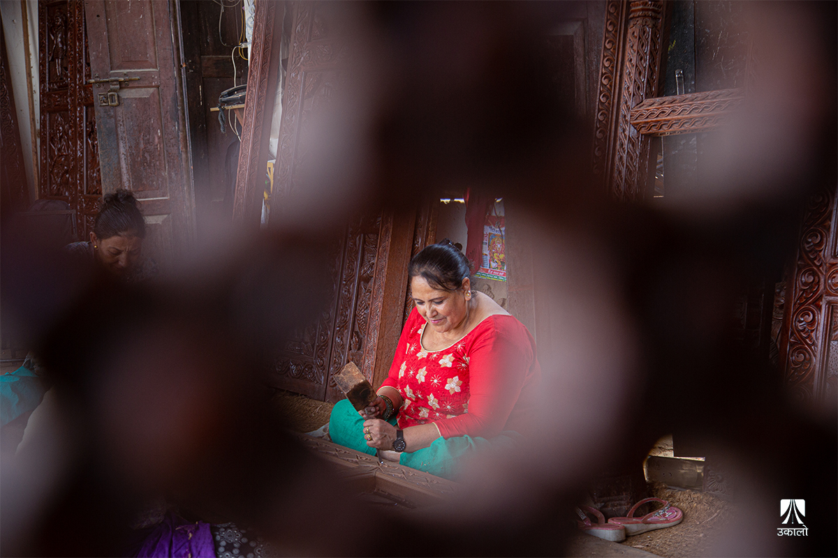 जीवनले कल्पनै नगरेको मोड लिएपछि काष्ठकलामा चम्केकी कल्पना