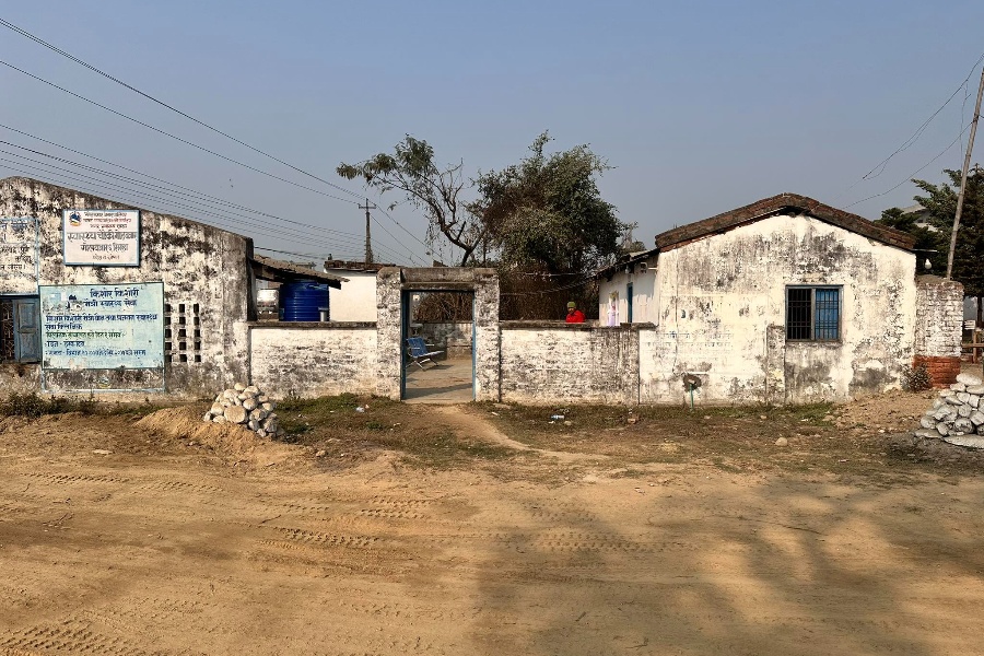 जीर्ण भवनबाट प्रसूति सेवा, पालिकाले बेवास्ता गरेको गुनासो