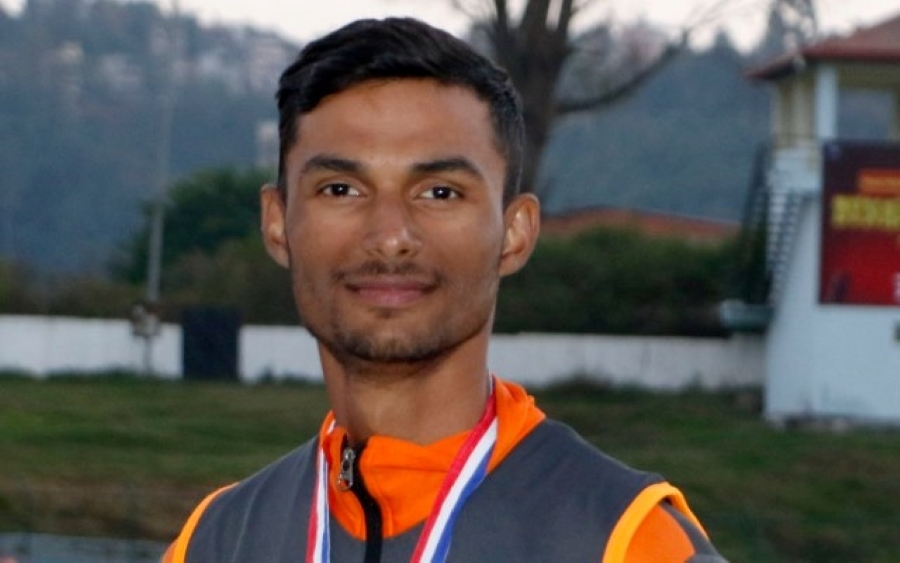 अम्पायरको निर्णयमा असहमति जनाएका देव खनाललाई कारबाही