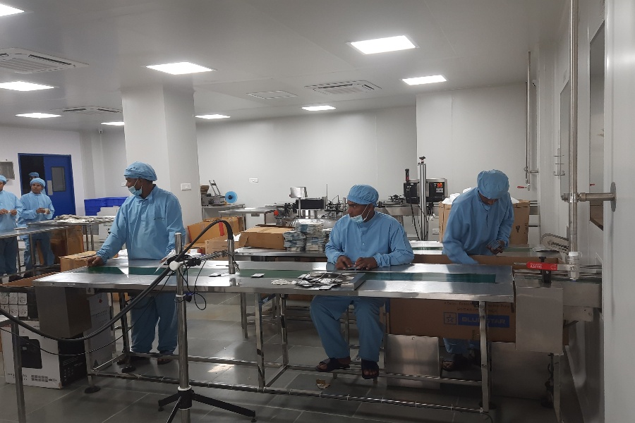 विदेशी आहारपूरक आयातले स्वदेशी उद्योग मर्कामा