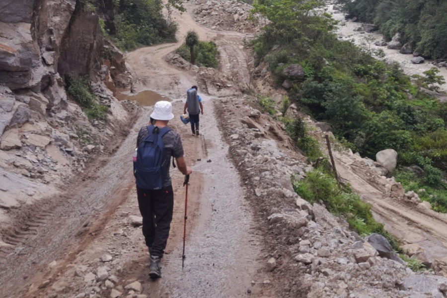 पदयात्रामा जानुअघि मौसमबारे जानकारी लिन आग्रह