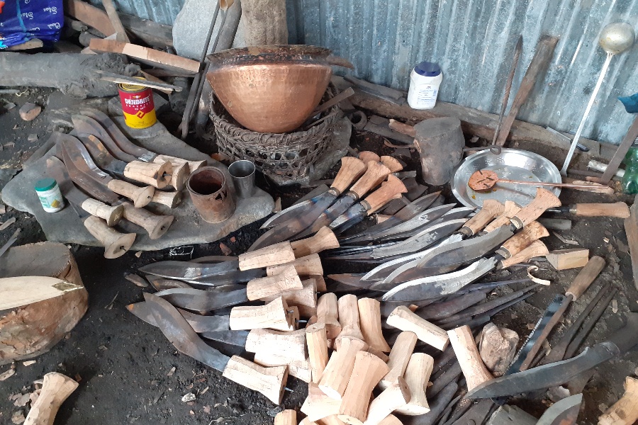 ‘भोजपुरे खुकुरी’को माग उच्च, बनाउन कालिगडको चरम अभाव