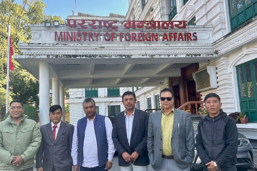 नेपाल–चीनबीचको मालसामान ढुवानी ४ महिनादेखि पूर्णरूपमा अवरुद्ध