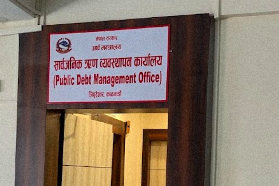 सार्वजनिक ऋण २४ खर्ब ९२ अर्ब, विकास बजेटभन्दा बढी साँवा ब्याज भुक्तानीमा खर्च