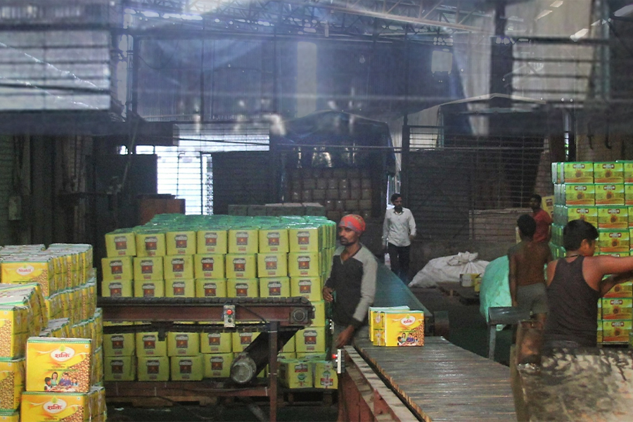 तेलमा खेल : भारतीय नीतिले नेपाली उद्योग संकटतर्फ