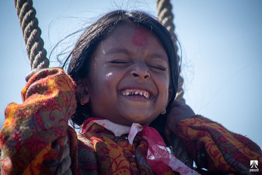चचहुइ: पिङ खेल्दै रमाउँदै (तस्वीरहरू)