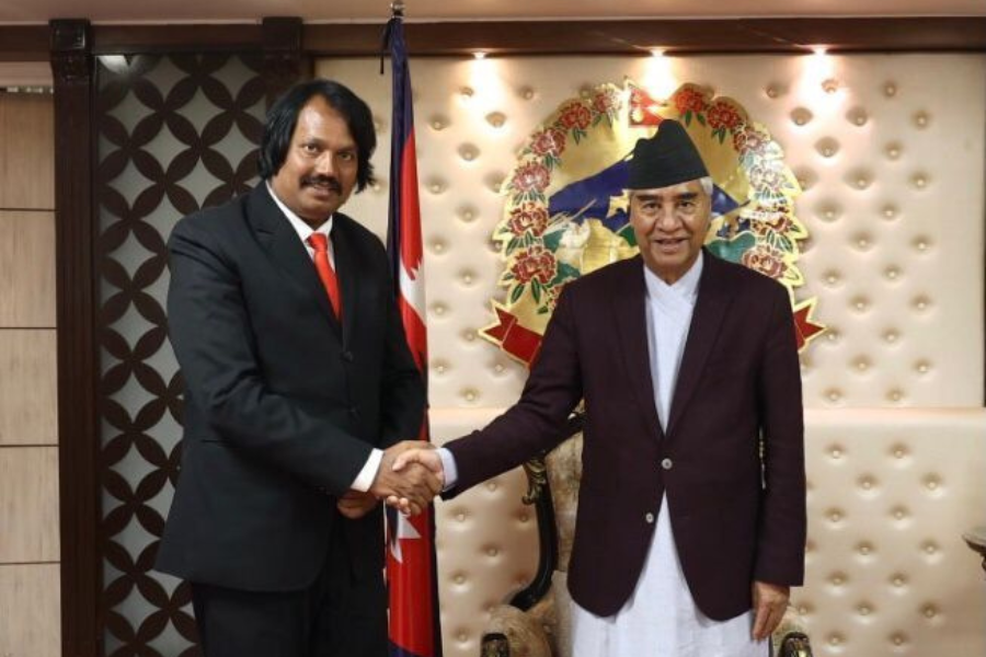 सीके राउत सरकारमा जाने, देउवासँग संवाद