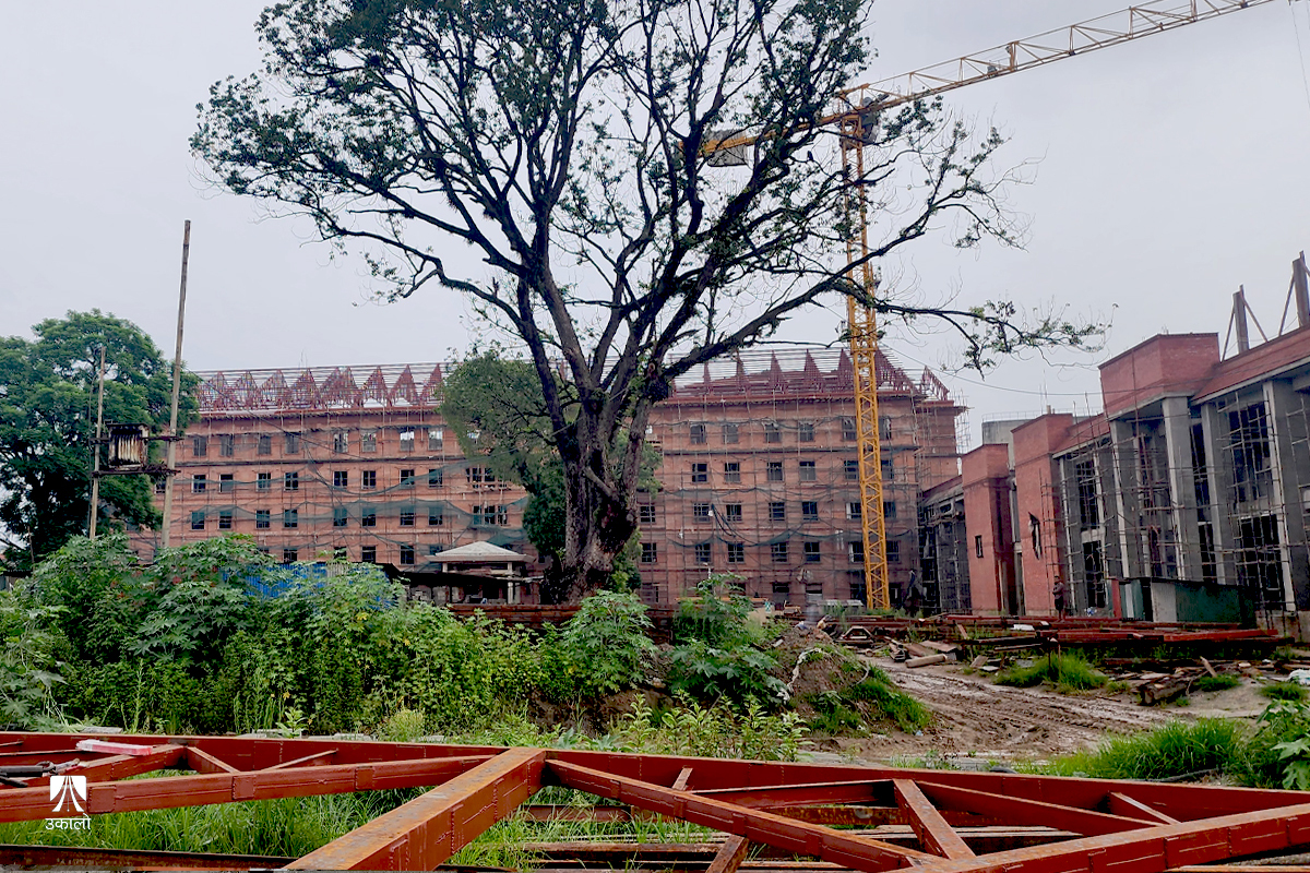 निर्माणाधीन संसद् भवनको भौतिक प्रगतिमा सभामुख असन्तुष्ट