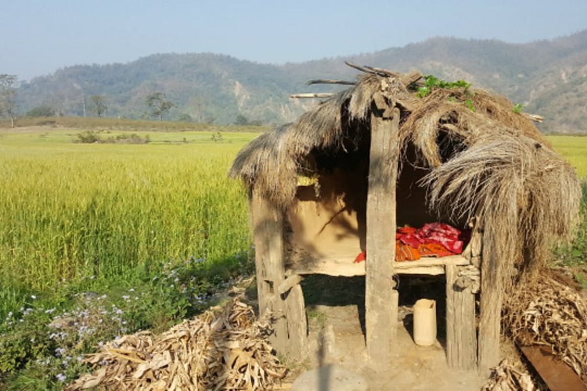 छाउगोठ नभत्काए १० हजार जरिबाना