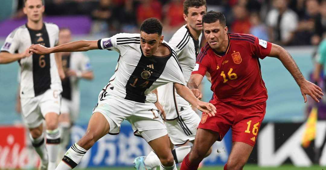 स्पेन र जर्मनीले अंक बाँडे, समूहबाट चारै टोलीको अगाडि बढ्ने सम्भावना कायमै