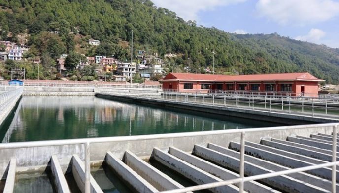 खानेपानी मन्त्रालयले भन्यो– मेलम्चीको खानेपानी सफा छ, हल्लाको पछि नलाग्नू