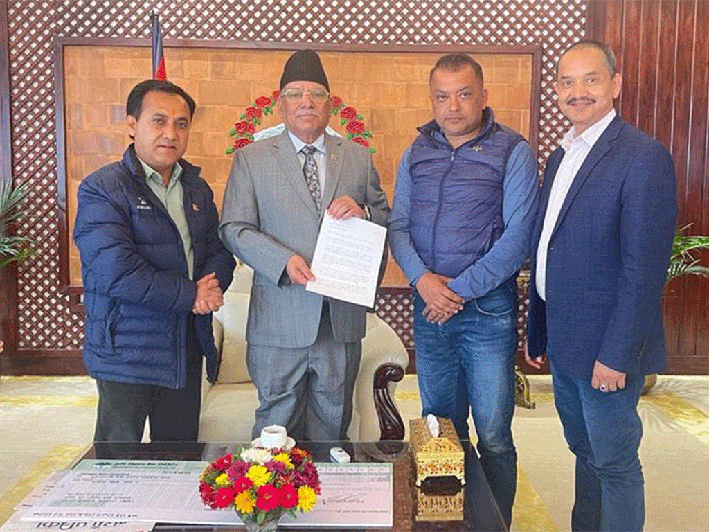 प्रधानमन्त्रीलाई गगन-विश्वप्रकाशको ११ बुँदे ध्यानाकर्षण, पुनर्निर्माणमा संसद् विकास कोषको रकम प्रयोग गर्न सुझाव