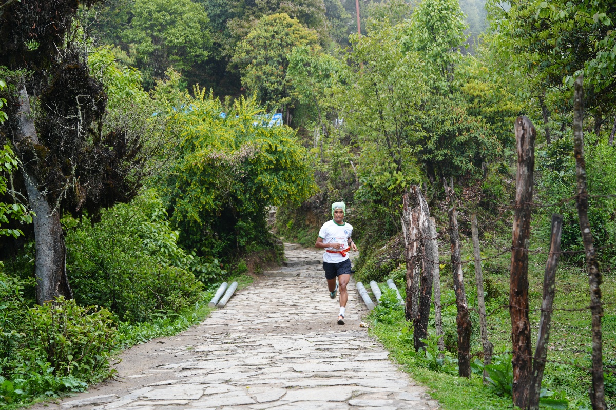 आर्मीका श्रेष्ठलाई पाथीभरा म्याराथनको उपाधि