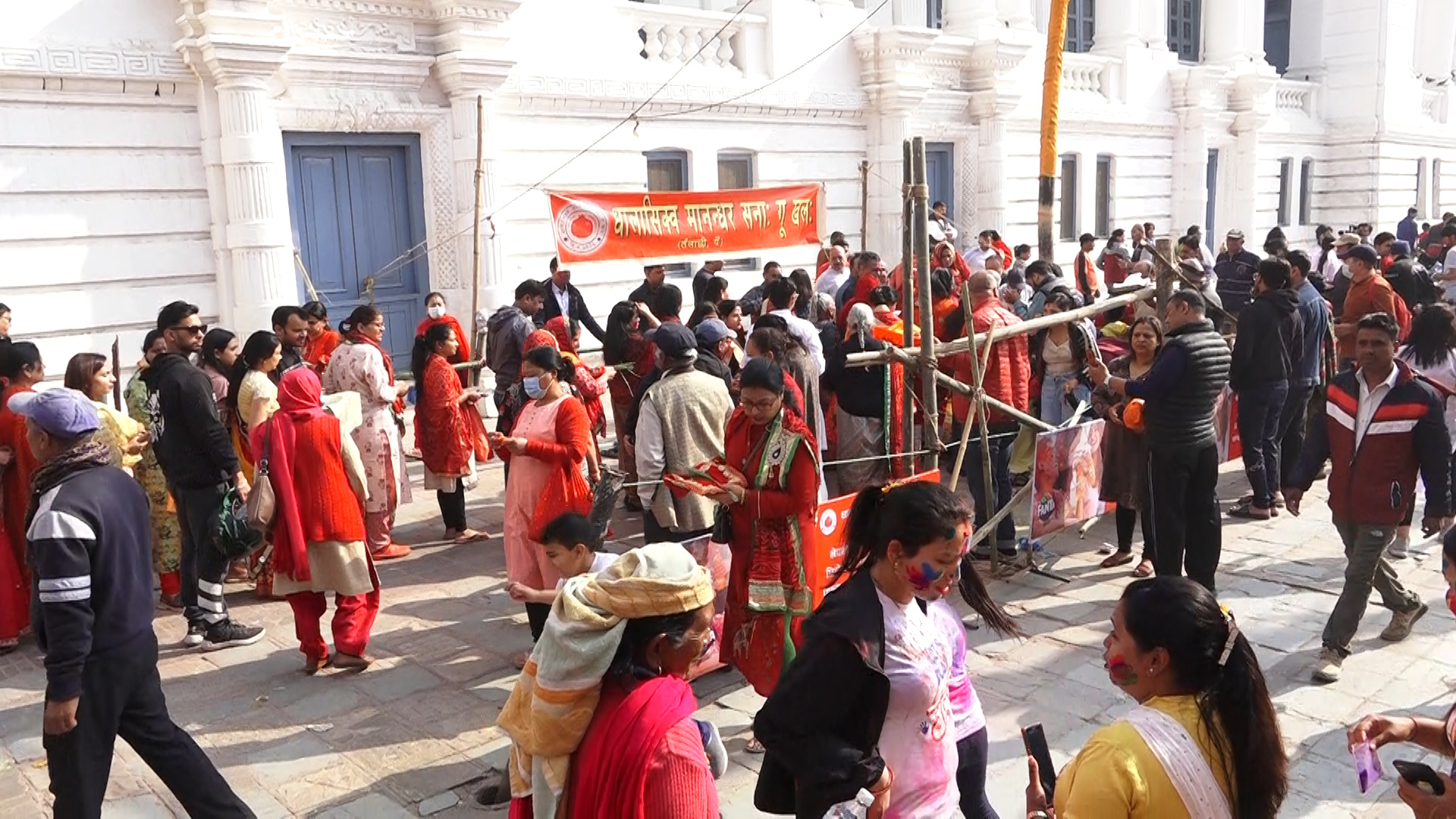 वसन्तपुरमा शुरू भयो होलीको रौनक