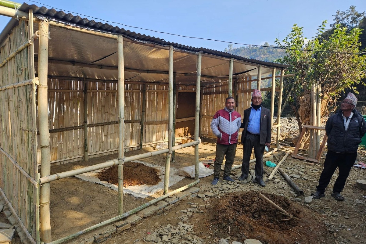 रोशीमा बाढीपहिरो प्रभावितका लागि अस्थायी आवास निर्माण शुरू