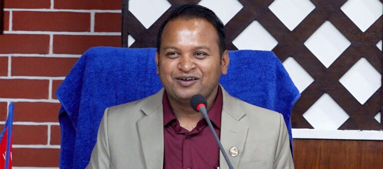 श्रममन्त्रीलाई पदमुक्त गर्ने प्रधानमन्त्रीको निर्णय