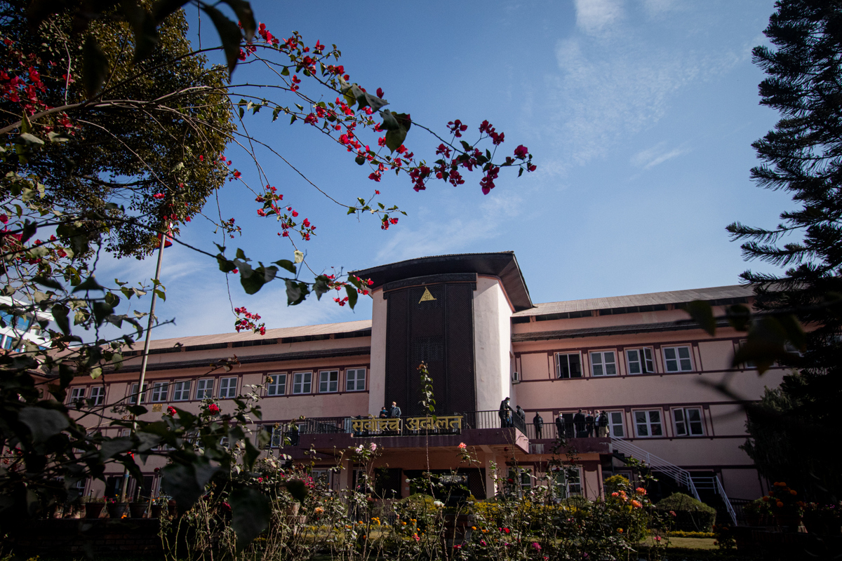 रेशम चौधरीको मुद्दामा सरकार पक्ष झिकाउने आदेश