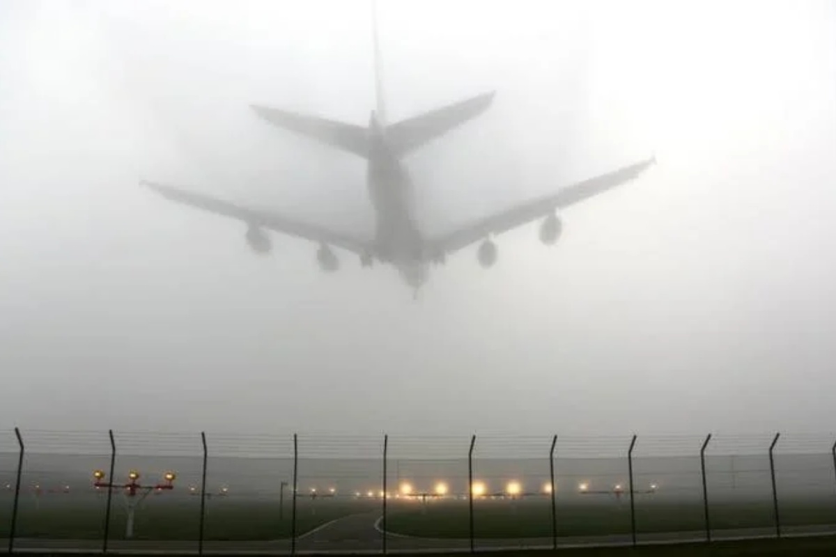 बाक्लो कुहिरोका कारण दिल्लीमा हवाई उडान र रेलसेवा प्रभावित