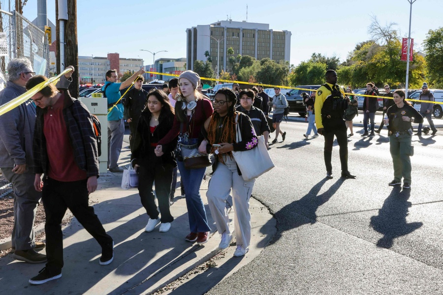 अमेरिकाको लसभेगासमा गोली चल्दा ३ जनाको मृत्यु