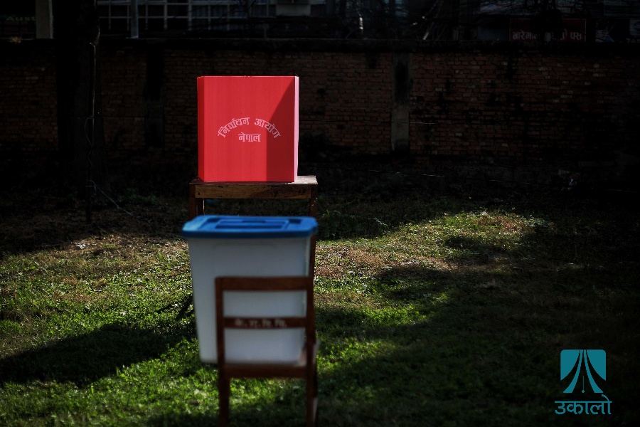 दोलखाका १० वटा केन्द्रमा बिहीबार हुँदै मतदान