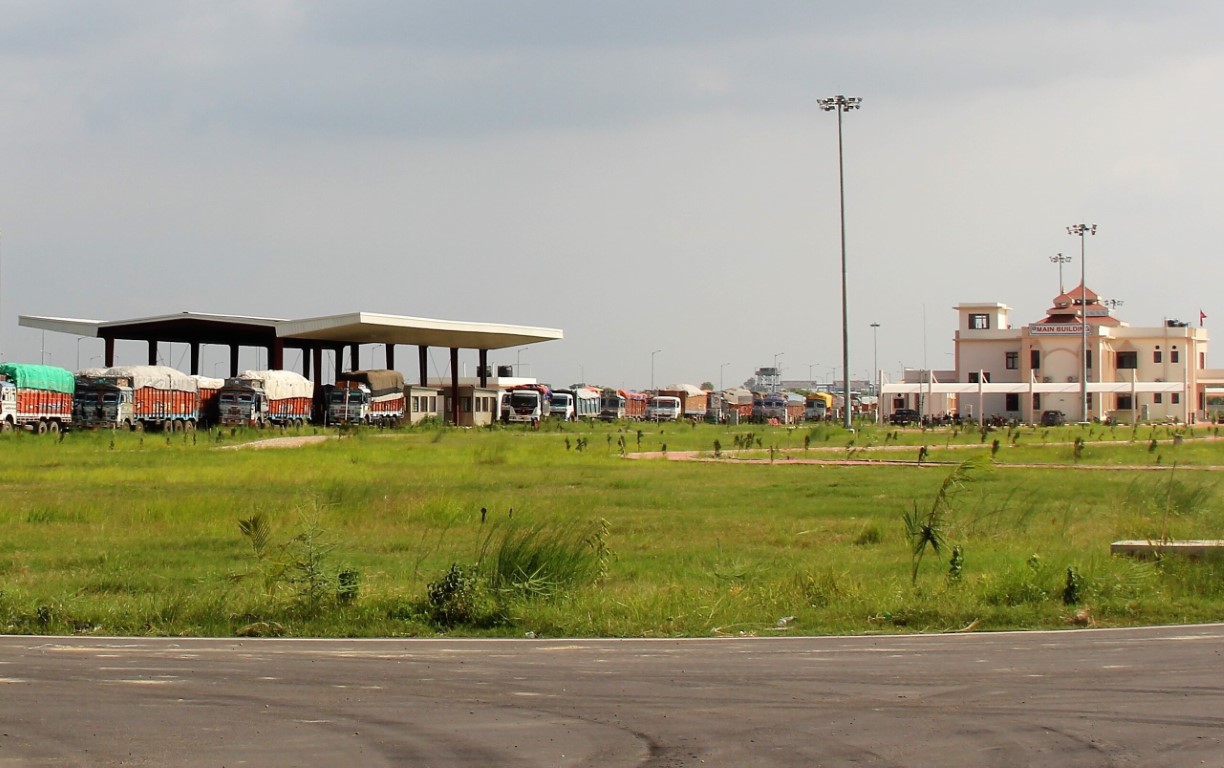 वीरगन्ज नाकाबाट मोटरसाइकलको आयात दोब्बरले वृद्धि