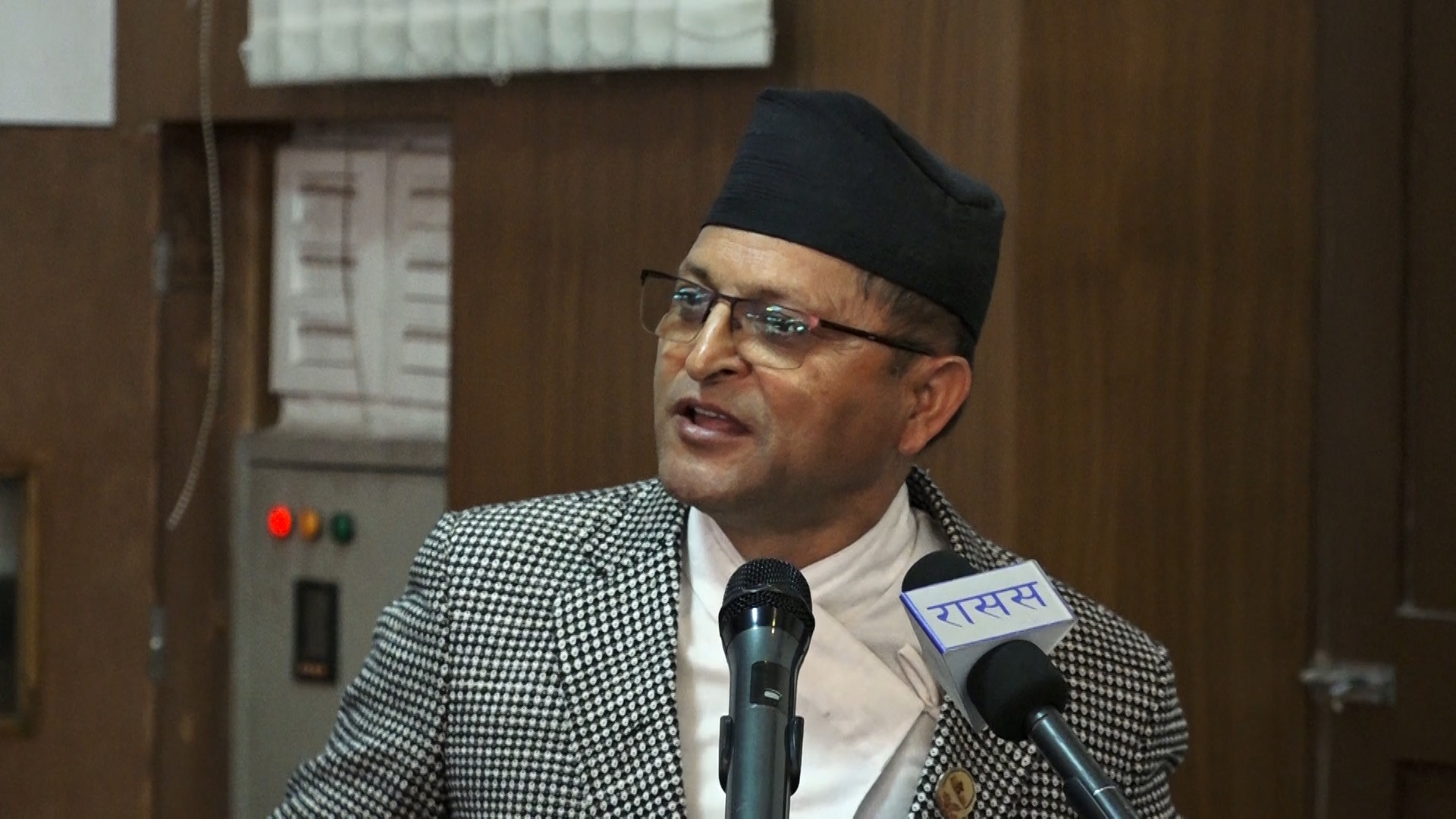 संसद् सचिवालयका कर्मचारीको सेवा-सुविधा बढाउने अवस्था छैन : राष्ट्रियसभा अध्यक्ष
