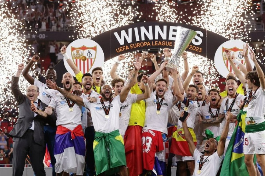 रोमालाई हराउँदै सेभियाले जित्यो युरोपा लिगको उपाधि  