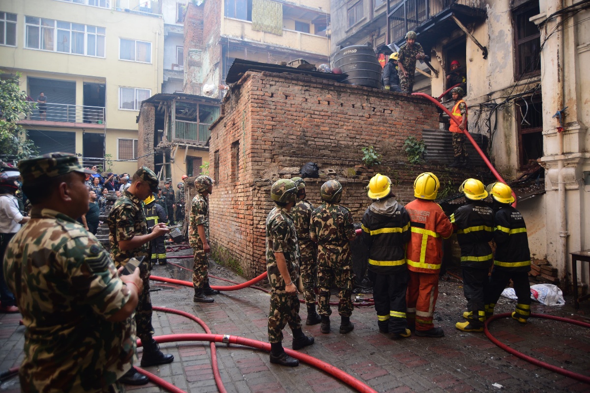 मखनटोलमा लागेको आगो नियन्त्रणमा