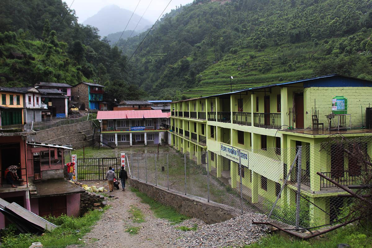 छाप्रोदेखि नमुना विद्यालयसम्म