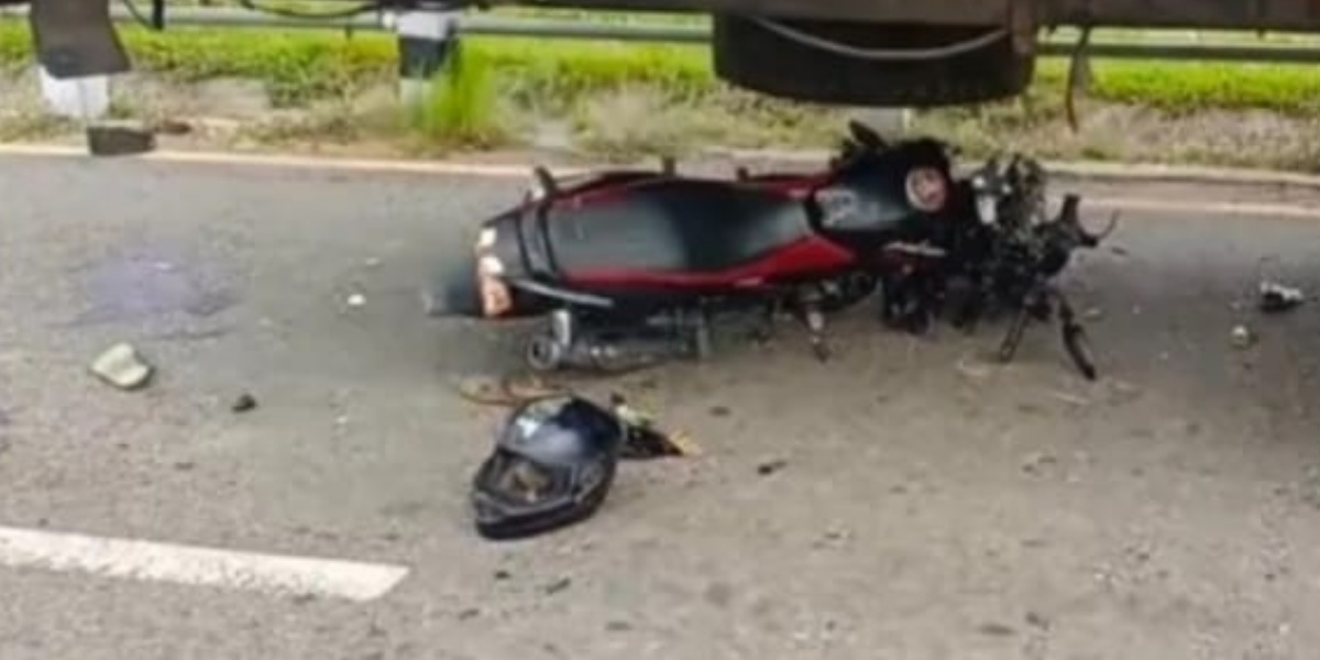 सुनसरीमा मोटरसाइकल दुर्घटना: बाबुछोरासहित ३ जनाको मृत्यु, २ घाइते