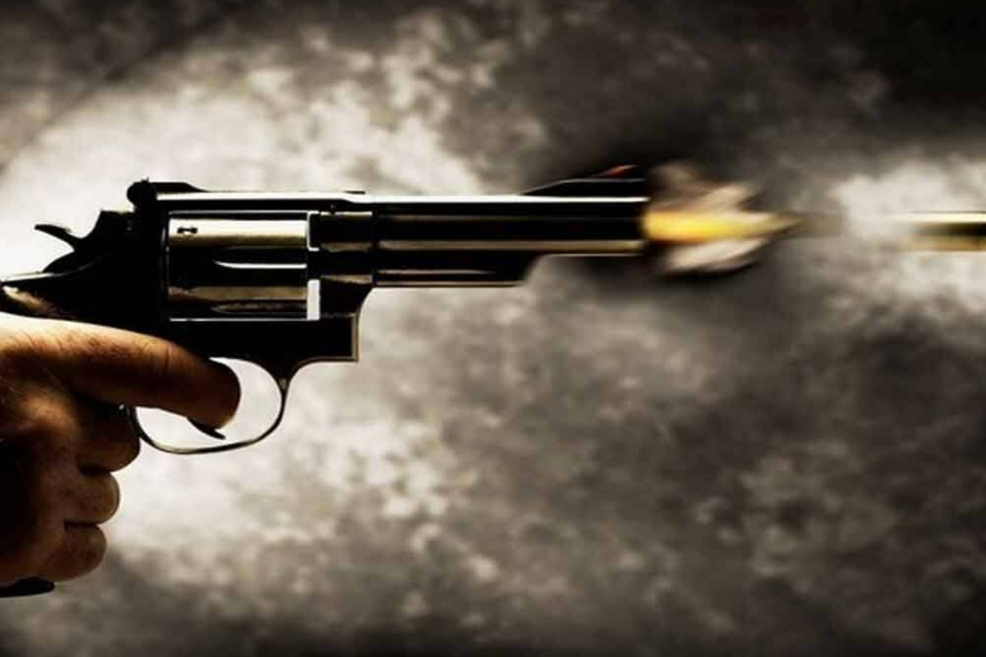 प्रहरी सहायक हवल्दारले गोली चलाउँदा वर्षमान पुनकी आमा घाइते, ट्रमा सेन्टरमा उपचार हुँदै