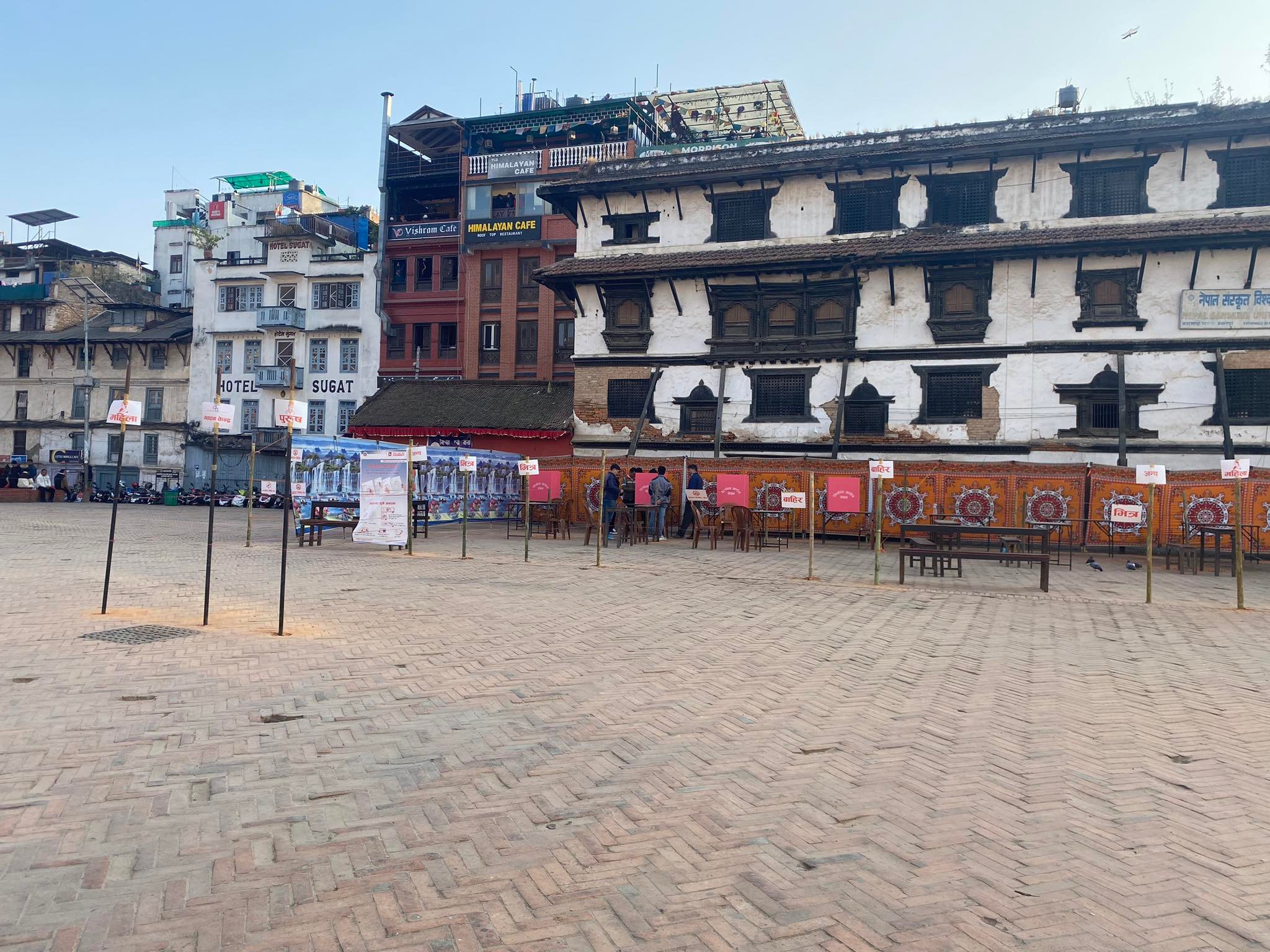 वसन्तपुरको मतदानस्थलः वृद्ध, अशक्त र अपांगमैत्री (तस्वीरसहित)