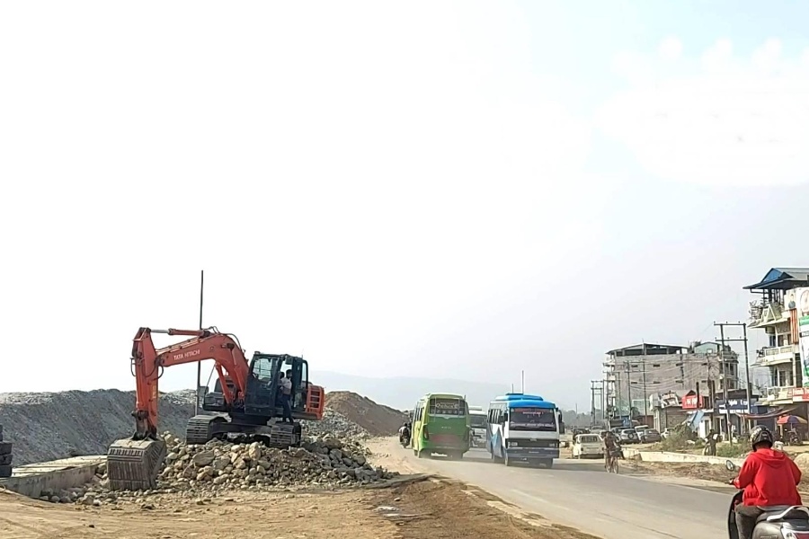 बजेट अभावले अलपत्र पर्‍यो भरतपुरको पुल्चोक–गोन्द्राङ ६ लेन सडक