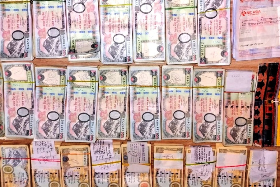 स्रोत नखुलेको झन्डै २२ लाख रुपैयाँसहित किशोर पक्राउ