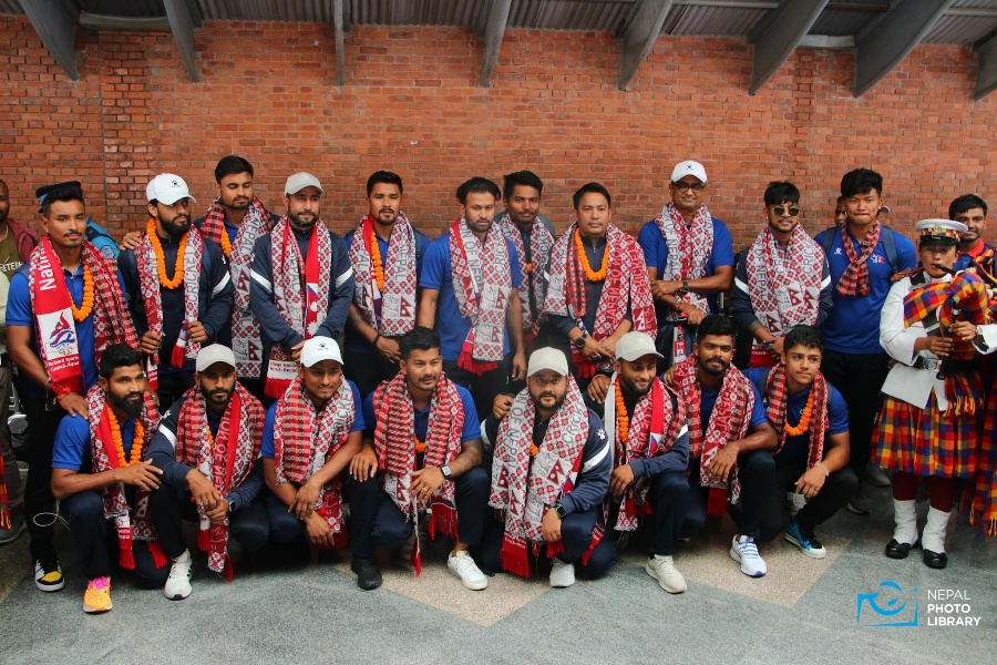 नेपाली क्रिकेट टोली स्वदेश फिर्ता