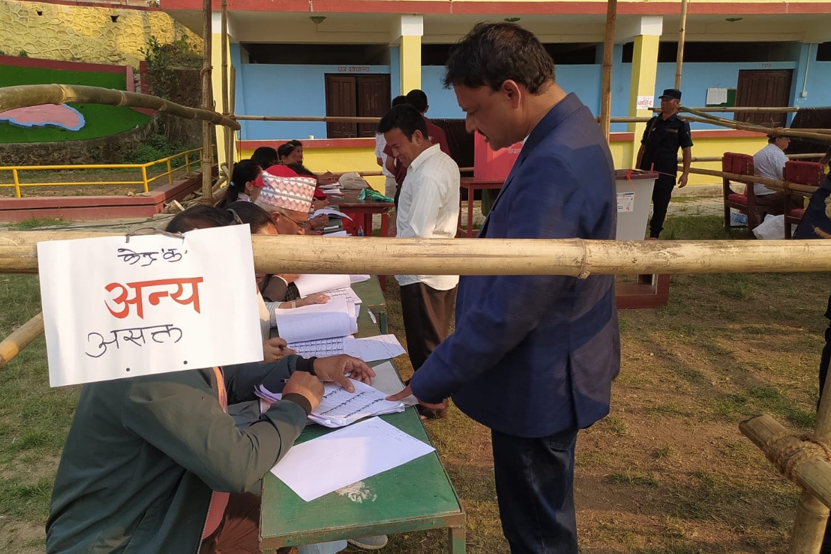 उपनिर्वाचन : इलाममा ५२ र बझाङमा ४३ प्रतिशत मतदान