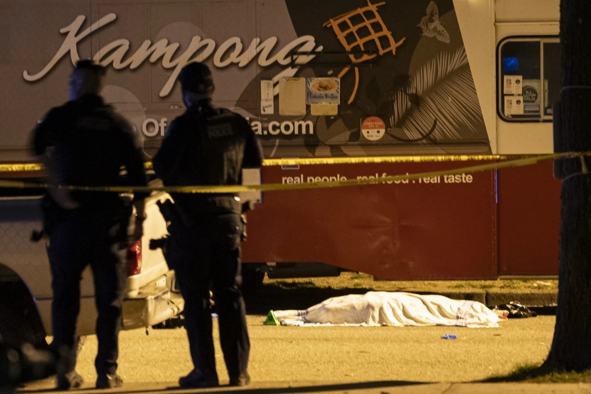 भ्यानकुभरको सडक महोत्सवमा कारले किच्दा ९ जनाको मृत्यु