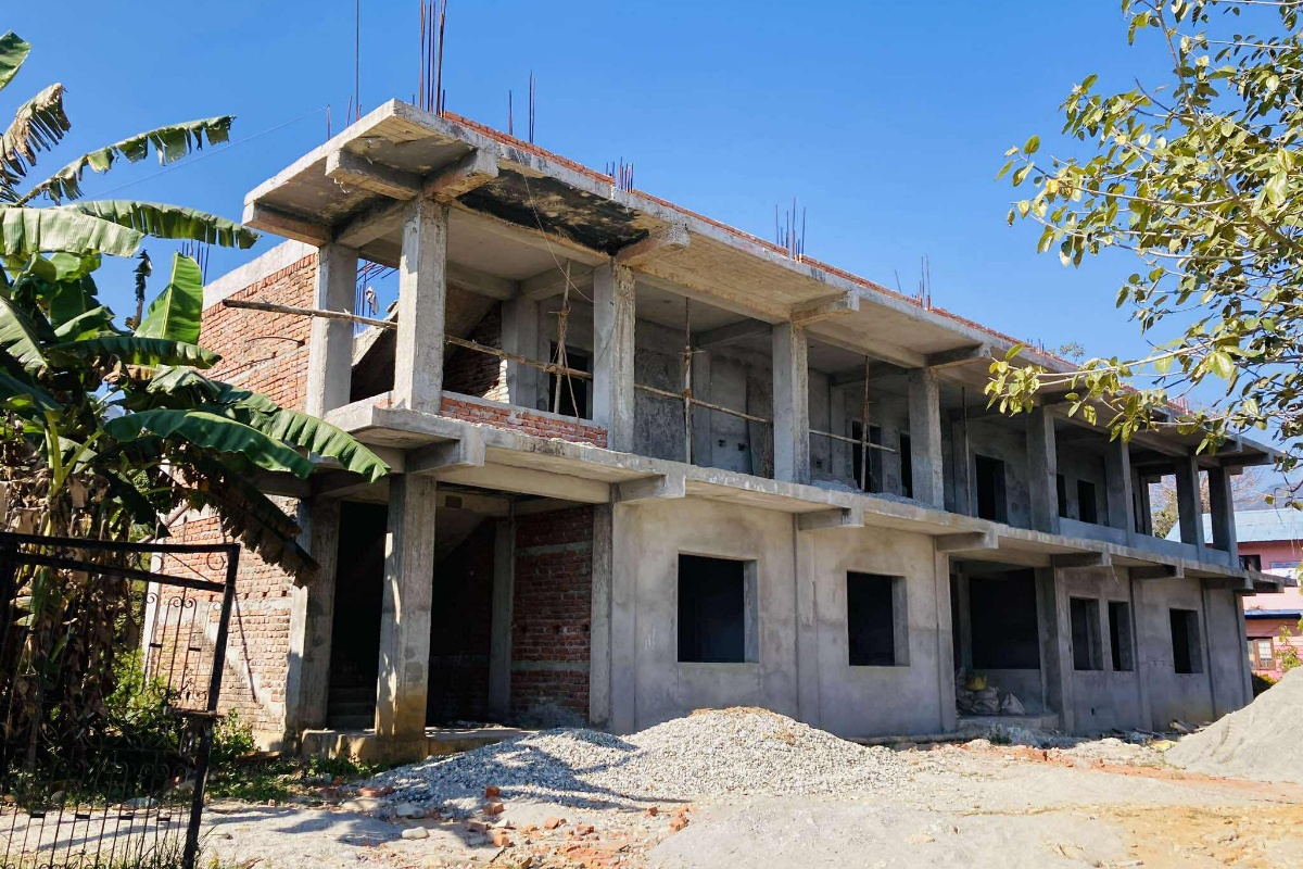 बागलुङको स्वास्थ्य चौकी भवन ३ वर्षदेखि अलपत्र