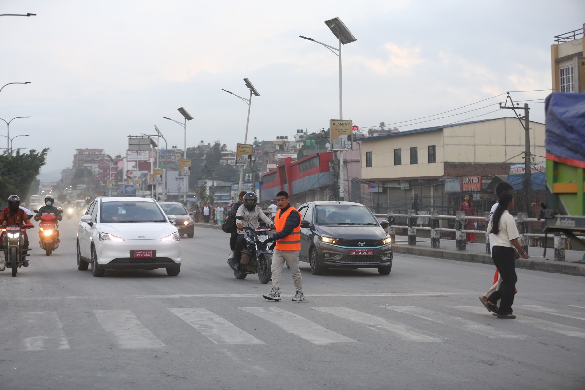 हट्यो कर्फ्यु र निषेधाज्ञा: देशभरको जनजीवन सामान्य बन्दै