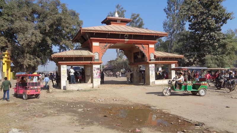 जमुनाह नाकाबाट ६ वर्षपछि तेस्रो मुलुकका नागरिकलाई आवतजावत खुला