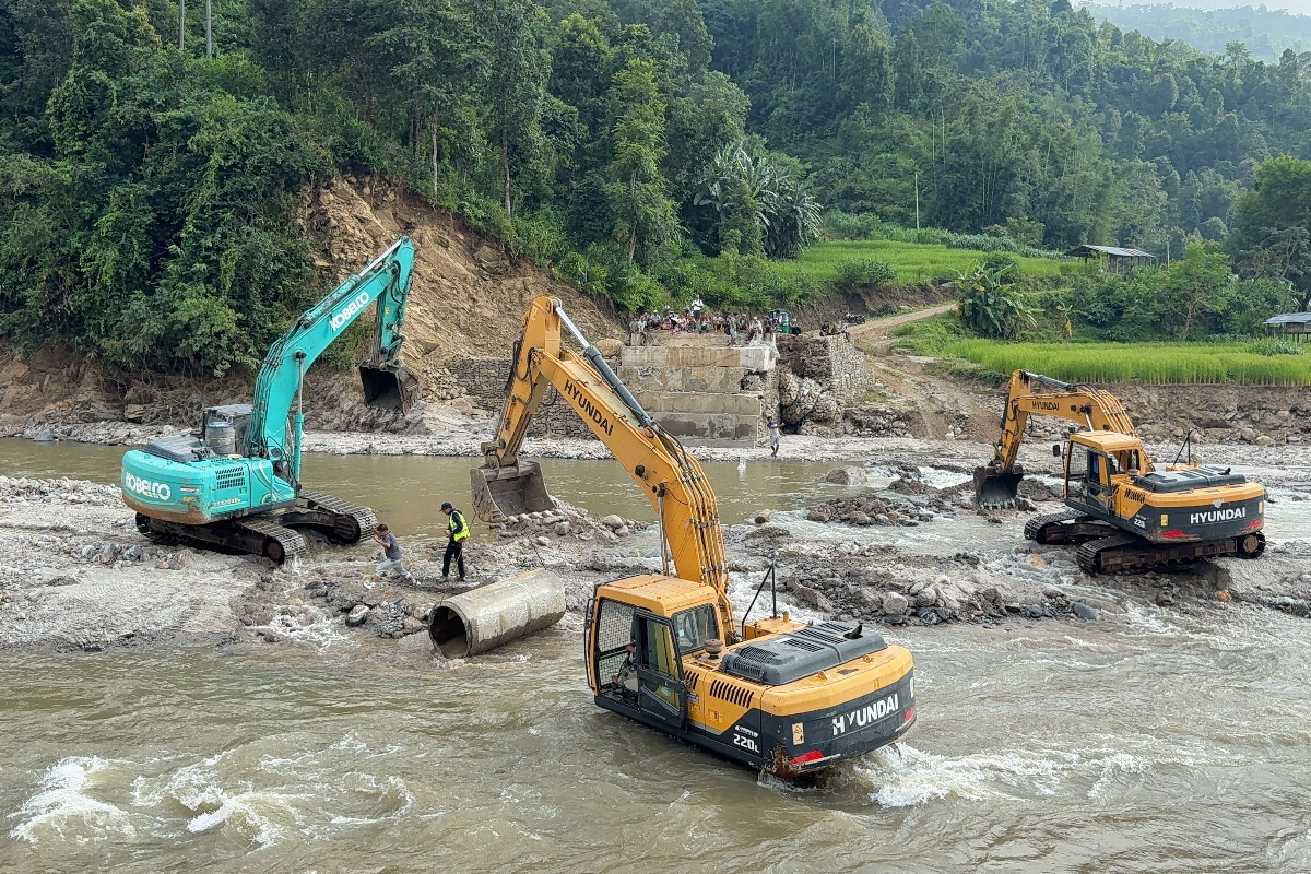 मेची राजमार्ग सञ्चालनको प्रयास: जोगमाई खोलामा डाइभर्सन निर्माण